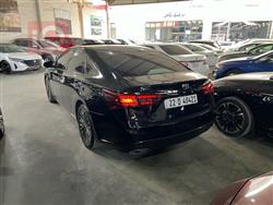 تويوتا أفالون